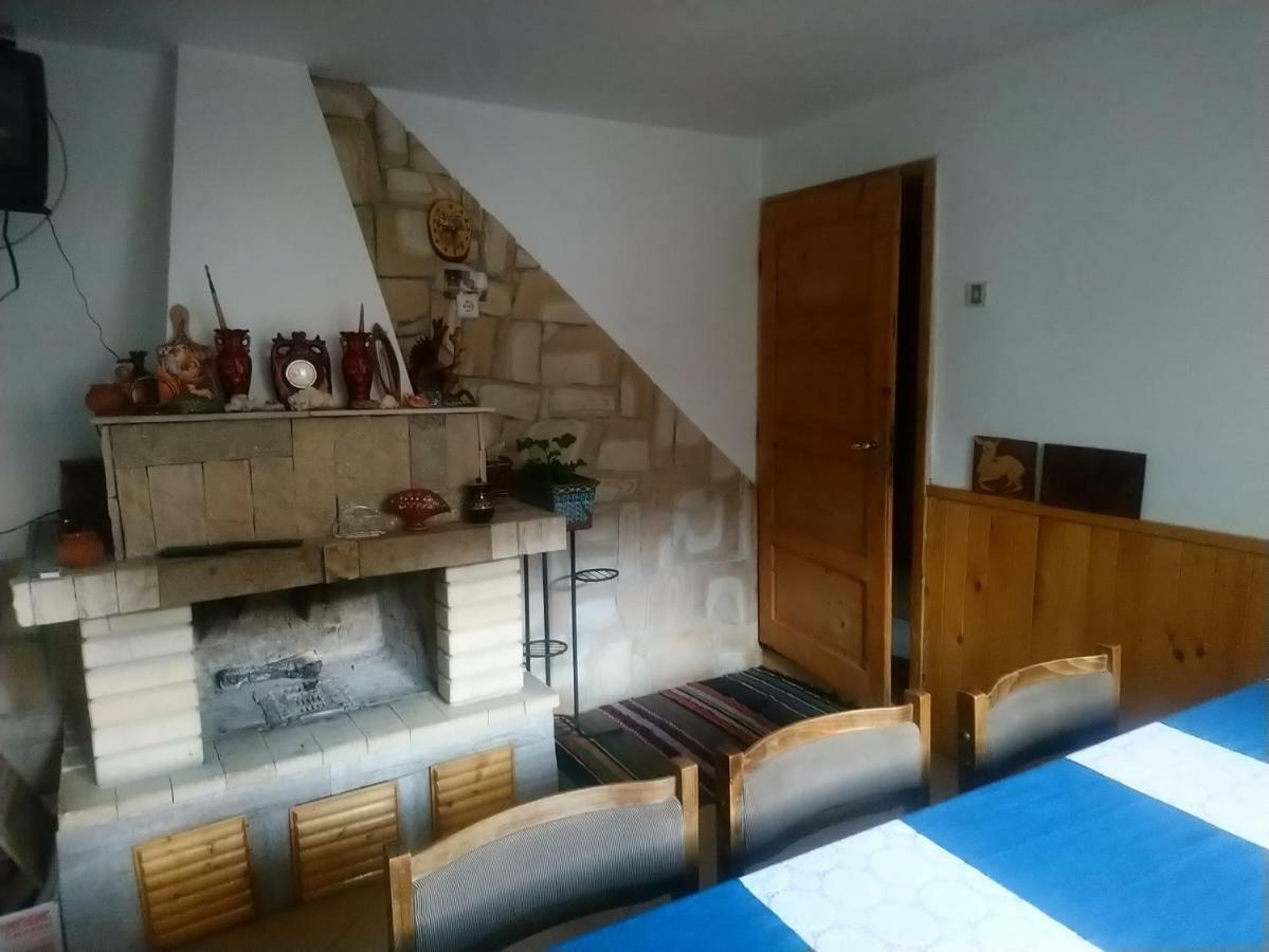 Guest House Emmy Trigrad Ngoại thất bức ảnh