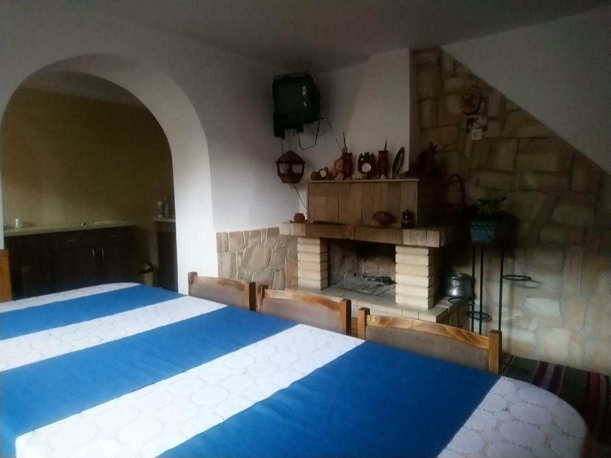 Guest House Emmy Trigrad Ngoại thất bức ảnh